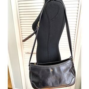Aigner Vintage Black Gloss Leather Shoulder Bag with White‎ Topstitching handbag
